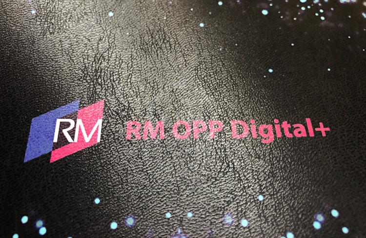 RM OPP Digital+ Leder Detail 2